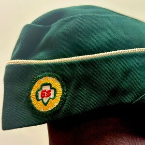 Vintage Girl Scouts cap (s)